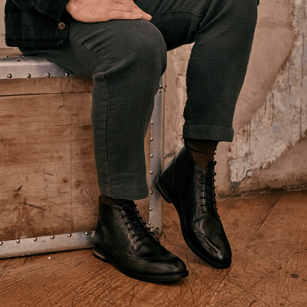
                      
                        BAYLEY // BLACK-MEN'S SHOE | LANX Proper Men's Shoes
                      
                    