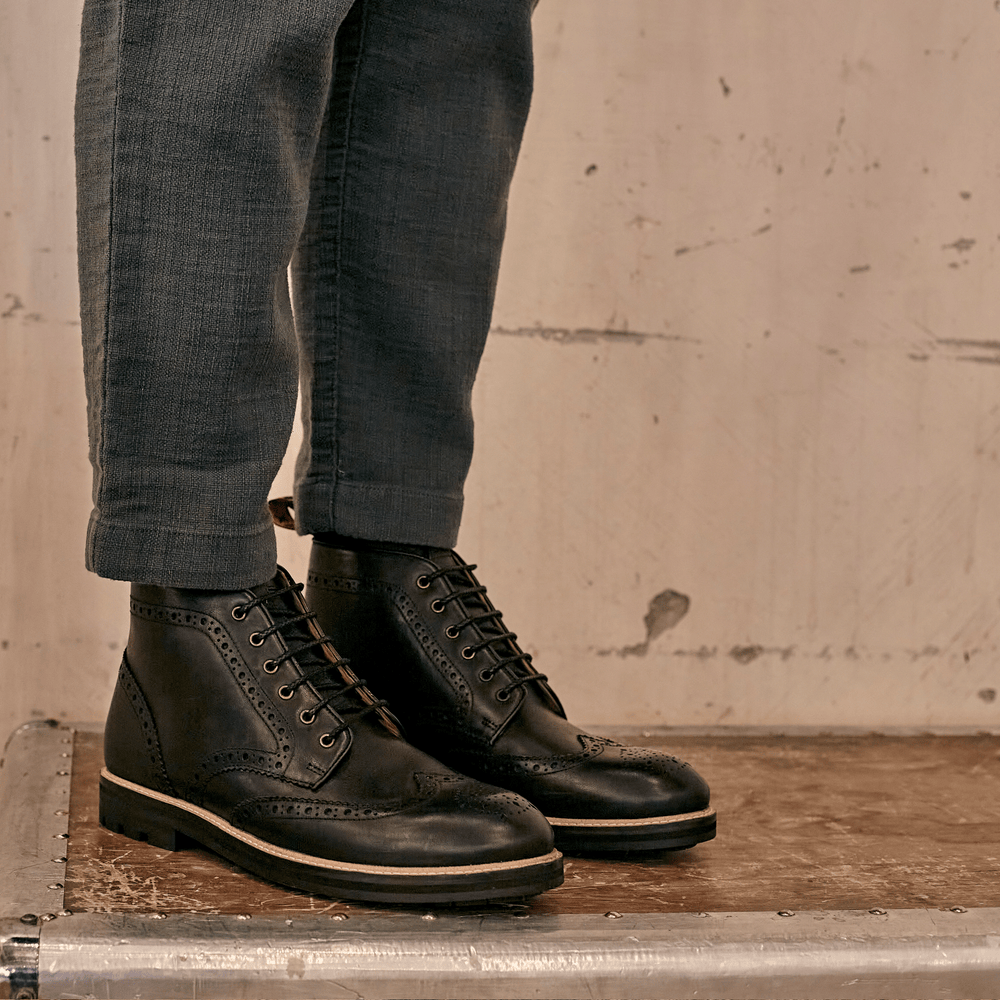 
                      
                        BAYLEY // MATT BLACK-MEN'S SHOE | LANX Proper Men's Shoes
                      
                    