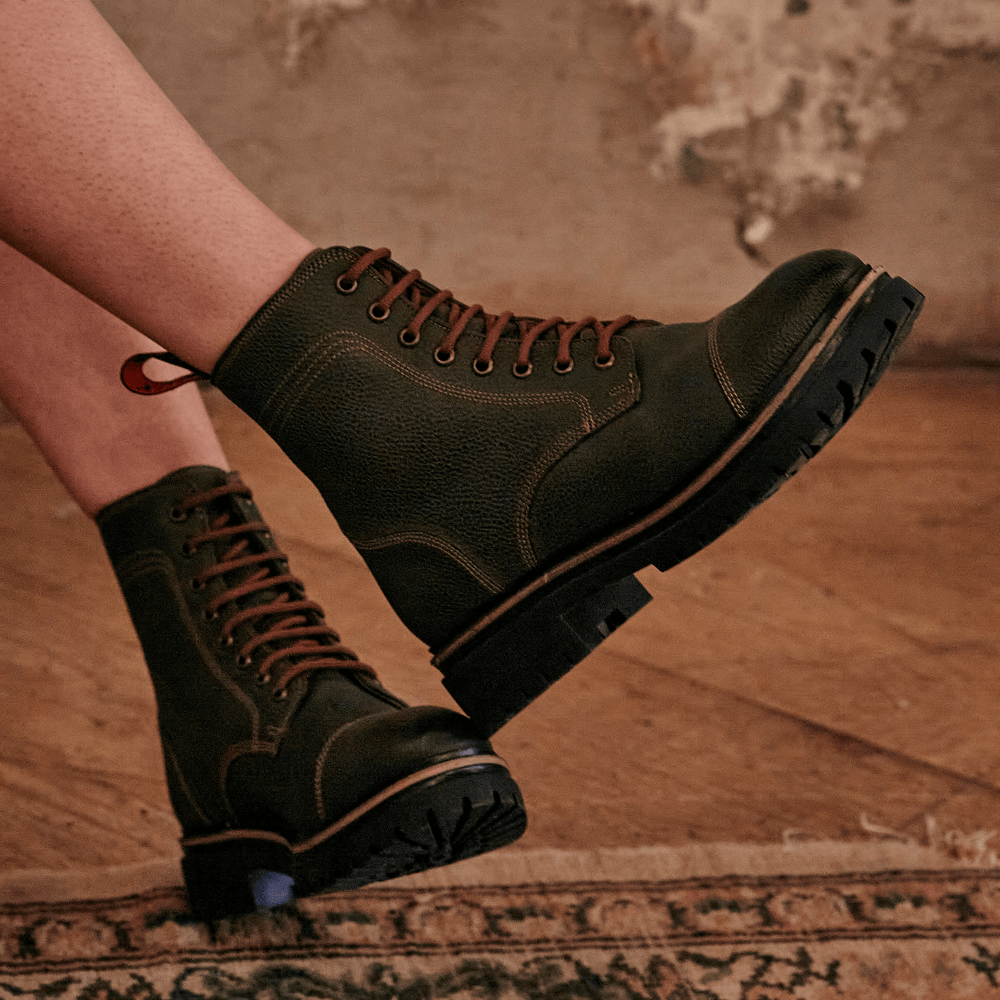 
                  
                    DINCKLEY / BOTTLE GREEN-Womens Footwear | LANX Proper Men's Shoes
                  
                