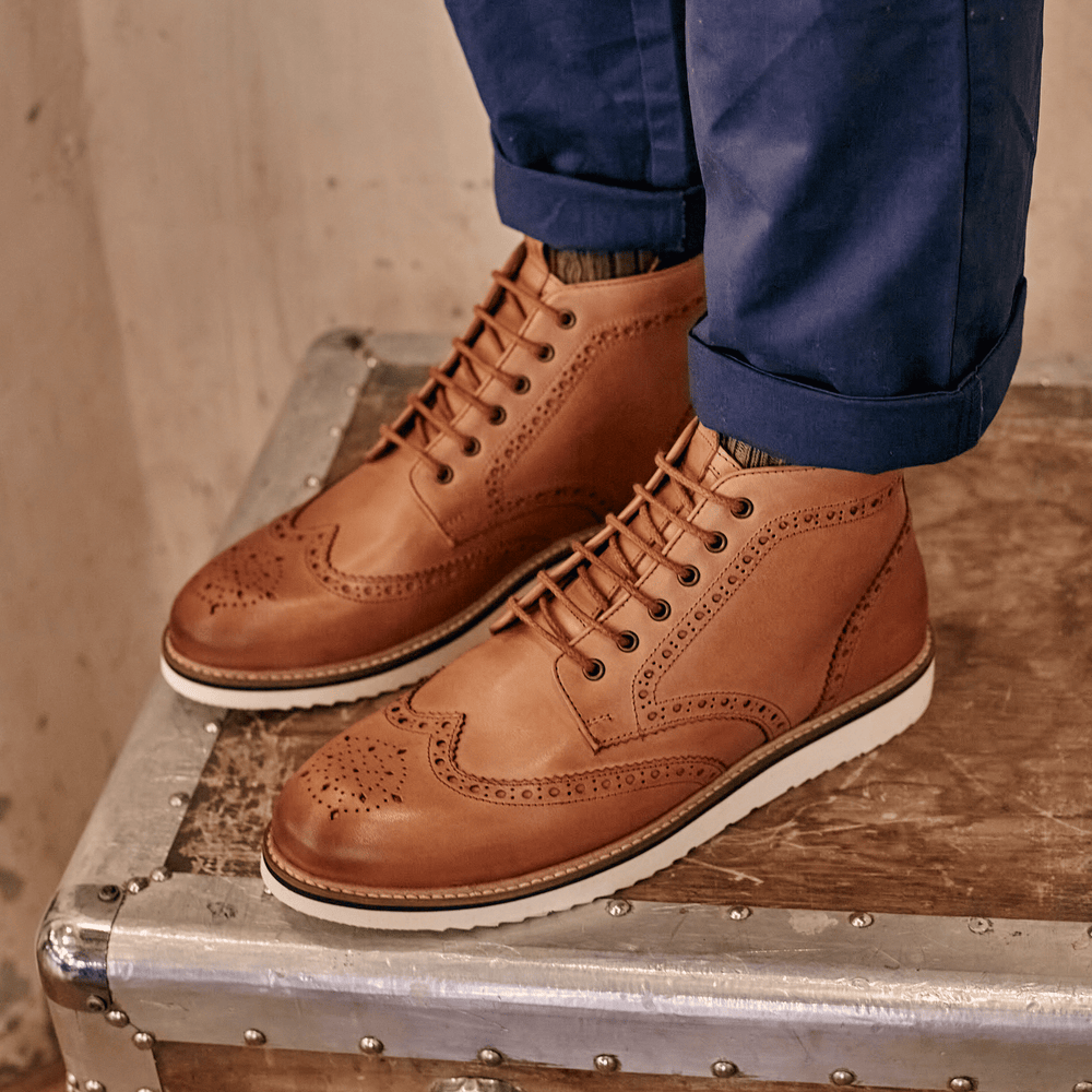 
                      
                        NEWTON // TAN-MEN'S SHOE | LANX Proper Men's Shoes
                      
                    