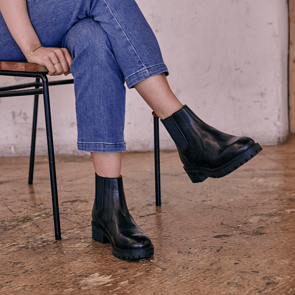 
                  
                    REED / BLACK-Womens Footwear | LANX Proper Men's Shoes
                  
                